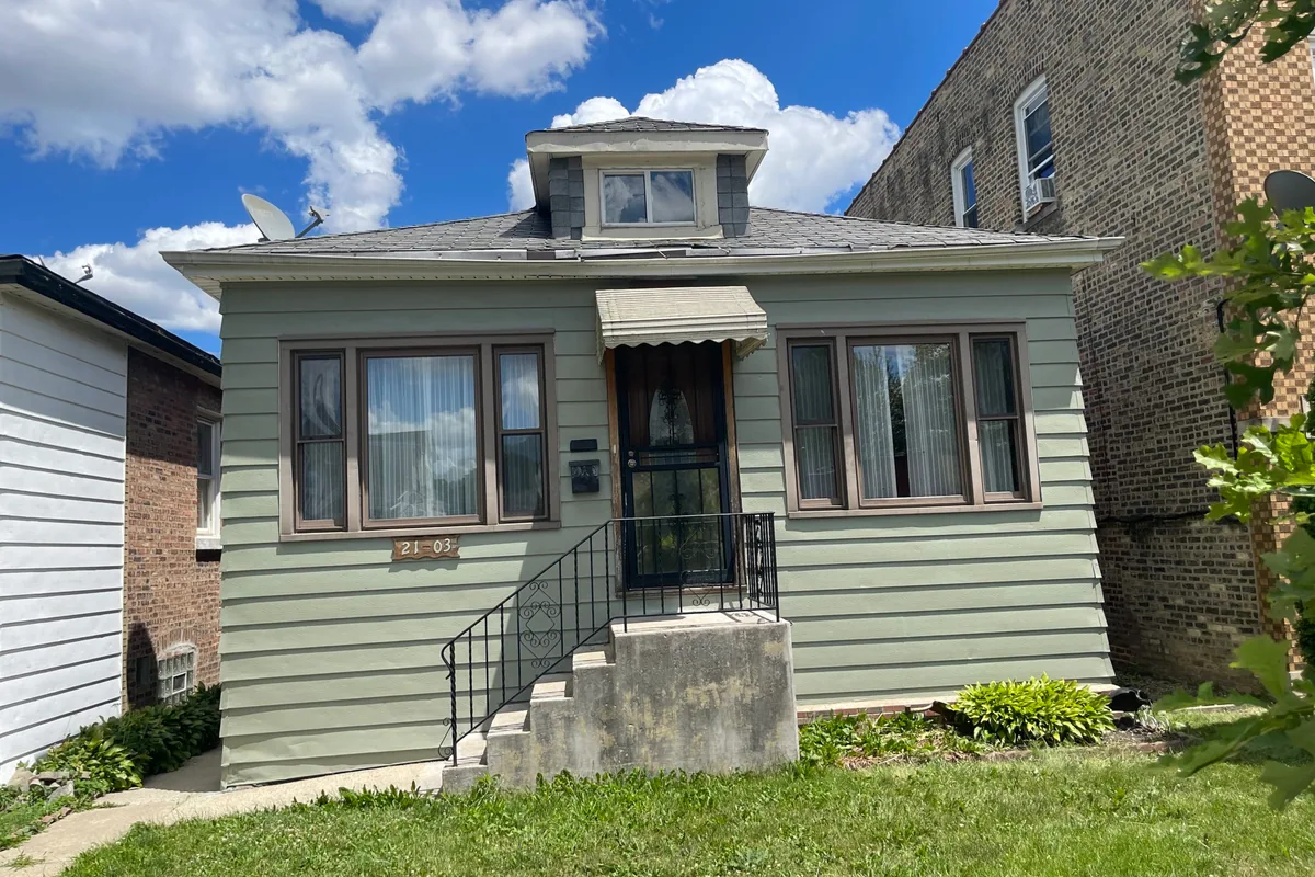 Exterior of 2103 N Marmora Ave